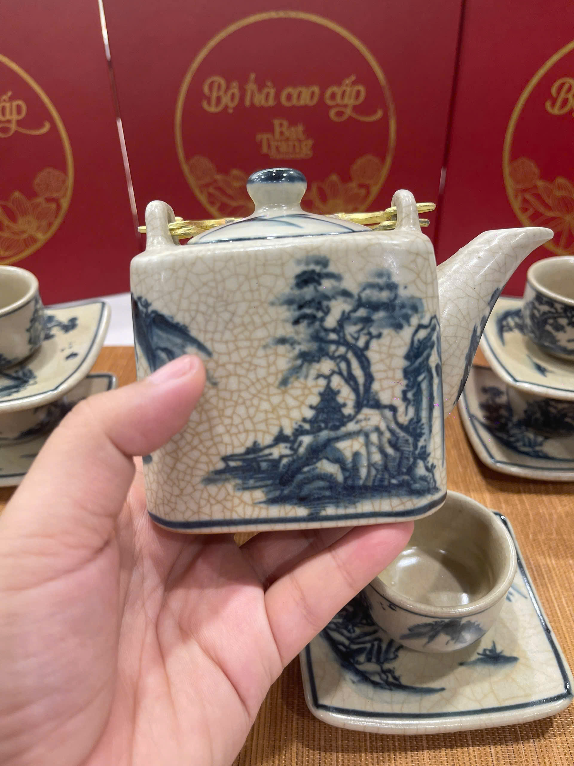 Bộ Ấm Chén Bát Tràng Cao Cấp - Phúc Lộc Sơn Thủy - R02 - Ảnh 3