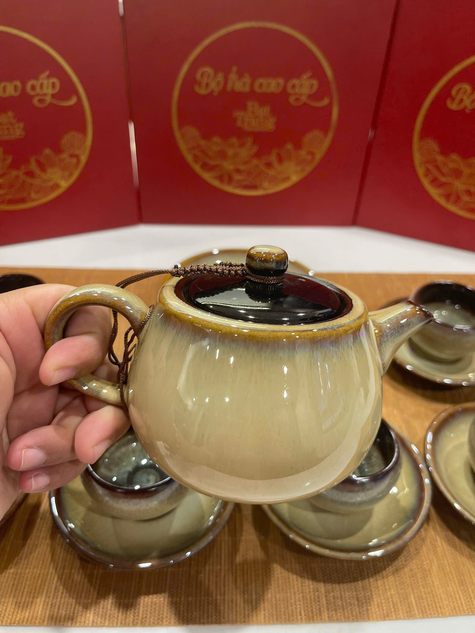 Bộ Ấm Chén Bát Tràng - Hổ Phách Tinh Vân - HB03 - Ảnh 2