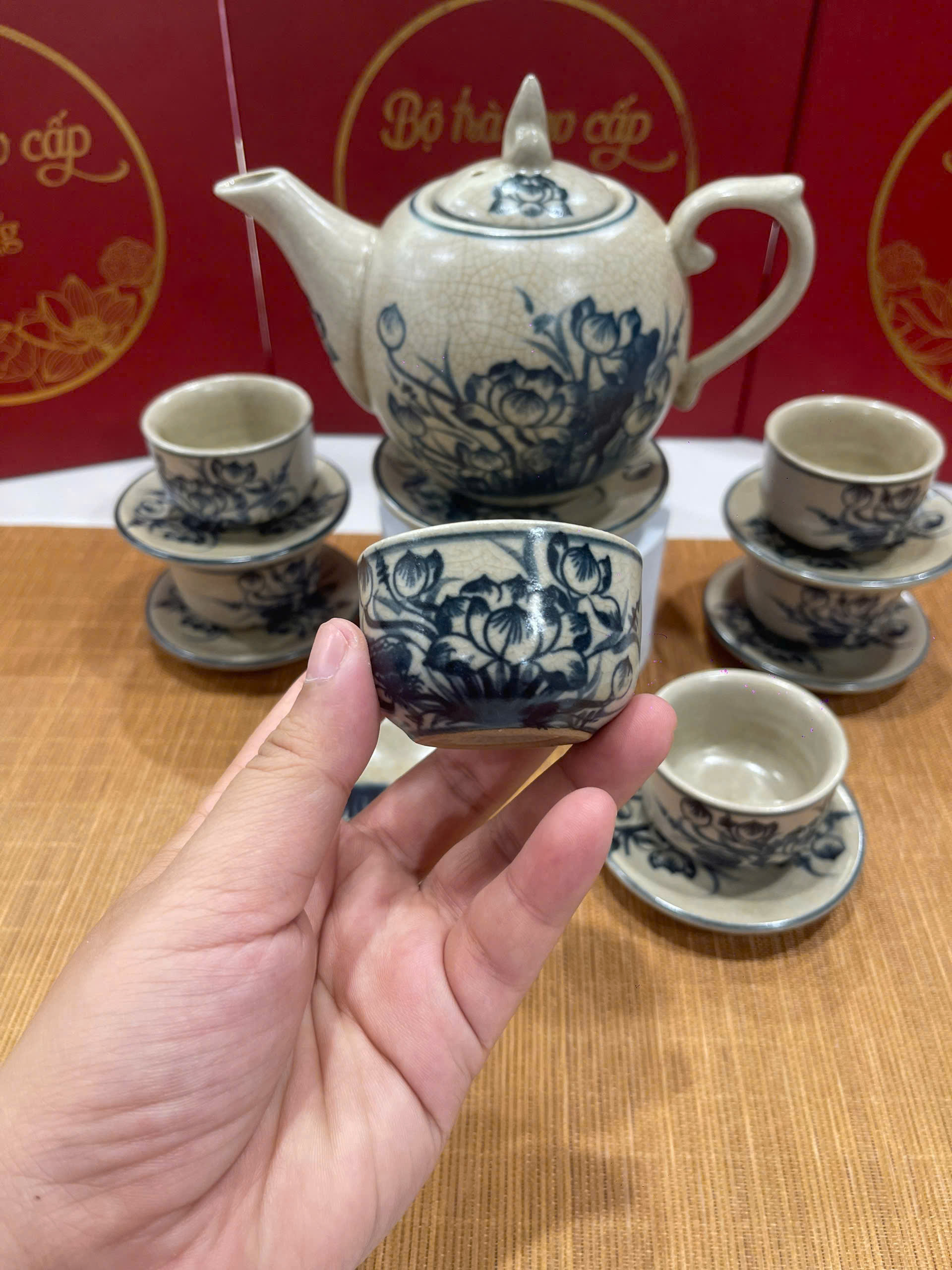 Bộ Ấm Chén Bát Tràng Cao Cấp - Phúc Liên Hoa Tịnh Ấm - R01 - Ảnh 4