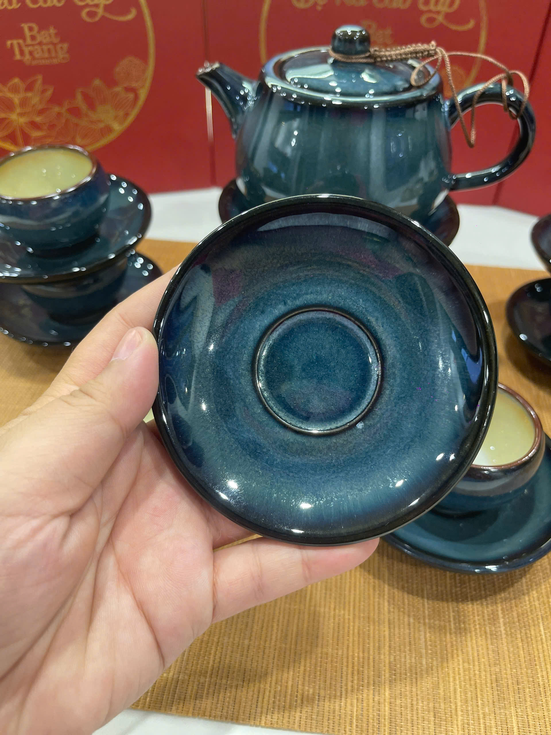 Bộ Ấm Chén Bát Tràng Xanh Ngọc Độc Bản - HB01 - Ảnh 3